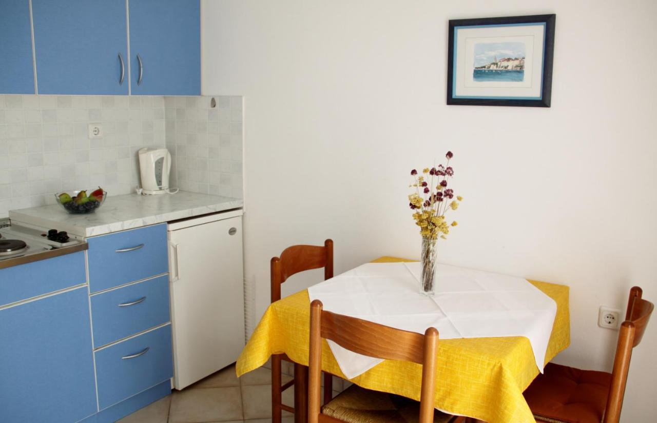 Apartments Culjak Rab Rab Town Bilik gambar